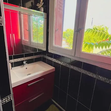 Apartment Lumineux Proche Paris *